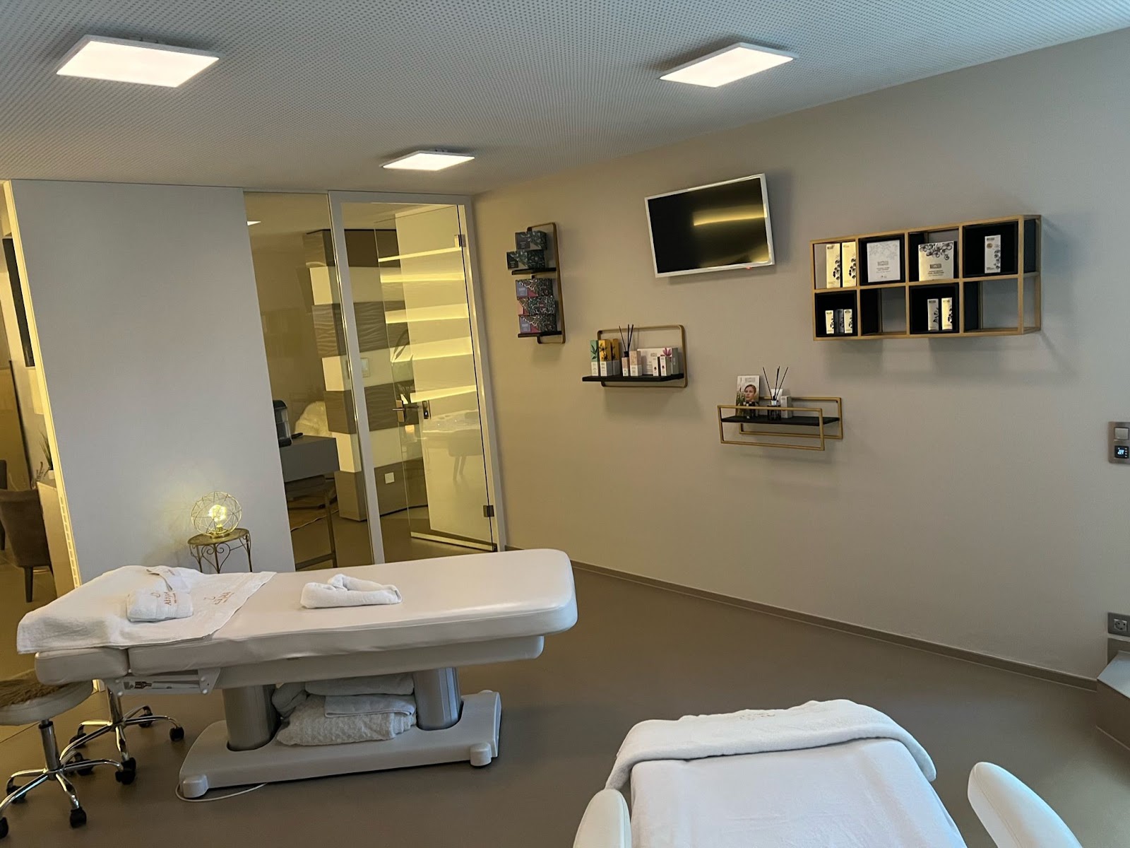 Aysima Institut – Innenraum des Kosmetikstudios in Obernburg am Main